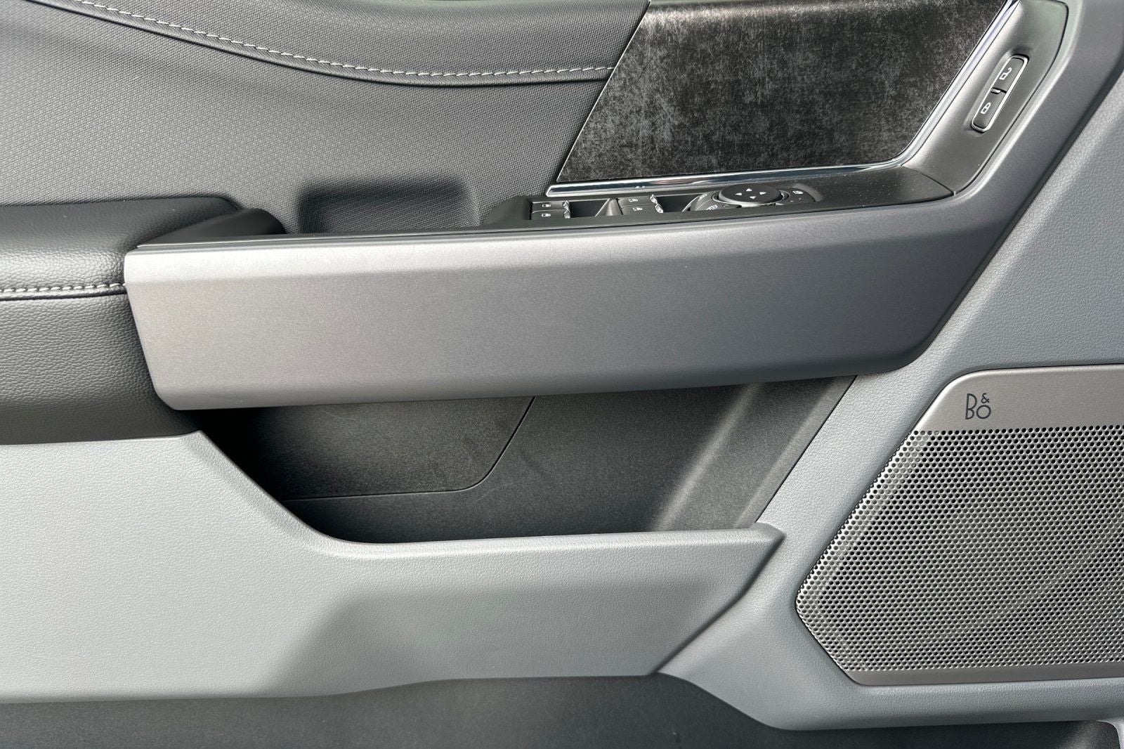 2025 Ford F-150 Lightning Flash™