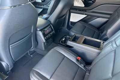 2027 Lincoln Aviator Reserve